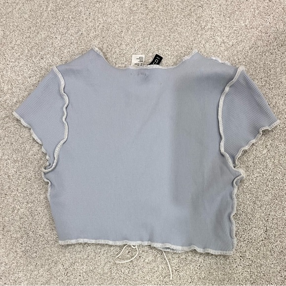 BABY BLUE CROP TOP - Picture 2 of 4